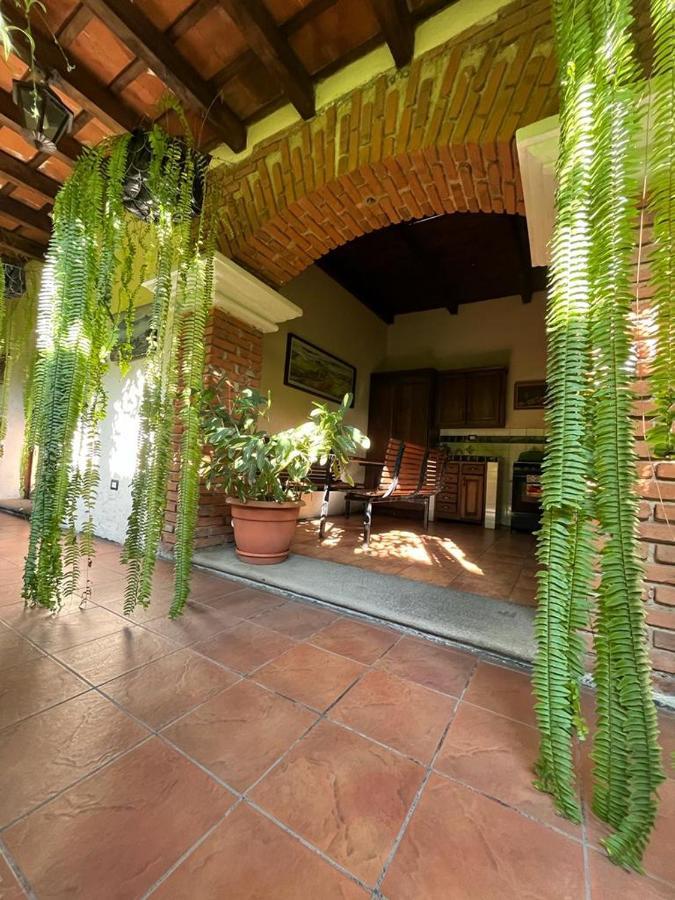 Casa Del Viajero Colonial Apartment Antigua Ngoại thất bức ảnh