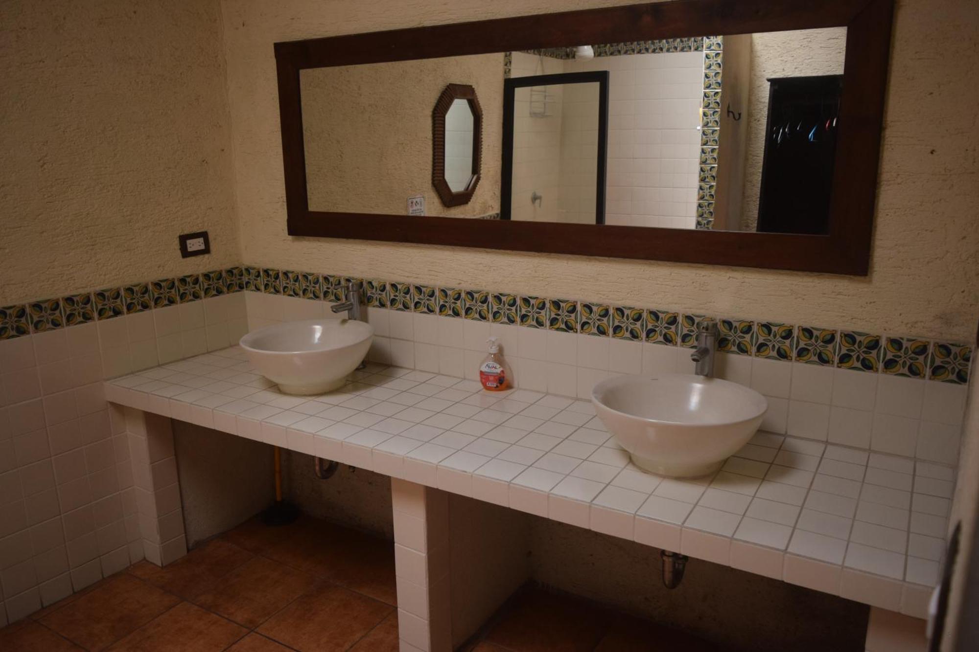 Casa Del Viajero Colonial Apartment Antigua Ngoại thất bức ảnh